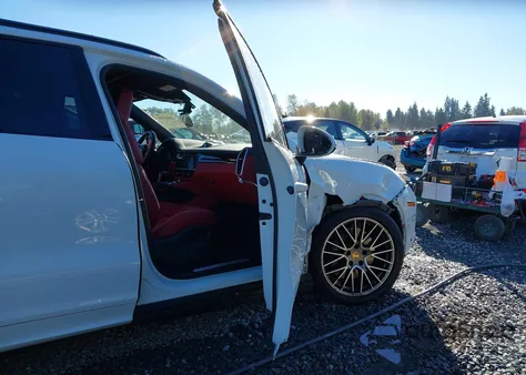 2022 Porsche Cayenne Platinum Edition из США, поврежденный, VIN WP1AA2AY2NDA06219